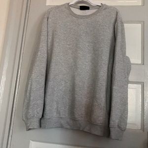 H&M Gray Crew Neck Pullover Sweatshirt NWOT Medium